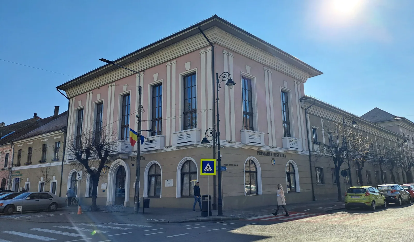 Licitaţie publică deschisă pentru instituirea unui drept de superficie